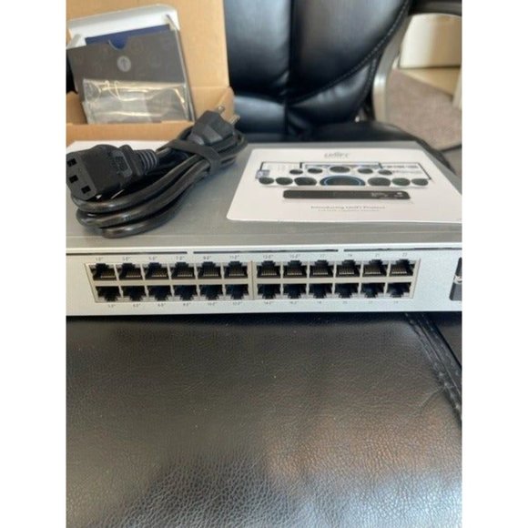 Ubiquiti Networks USW-24-POE Gen 2 UniFi UniFi 24-Port PoE, USW-24-POE (UniFi Un - Picture 2 of 3
